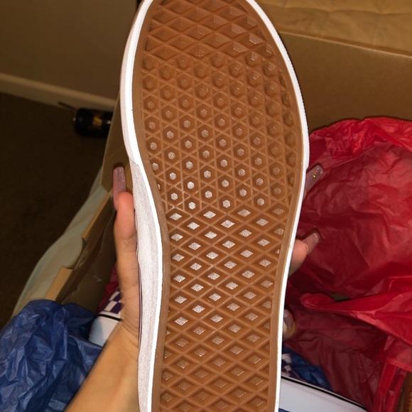 vans - Picture 4 of 6